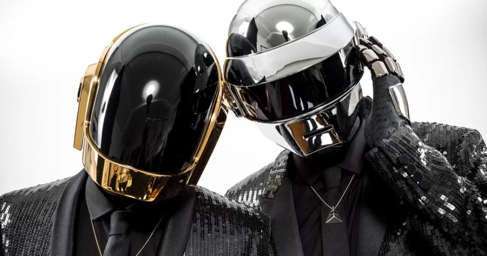 Daft Punk Cosplay a Guide on How to Make an Original Costume